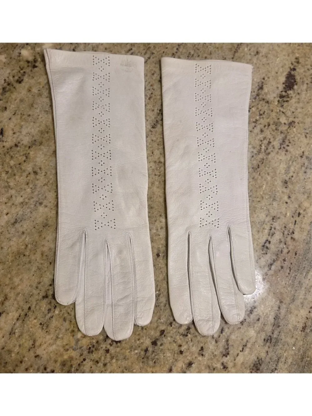 Vintage Womens Size M/L 7.5 Cream Leather 11